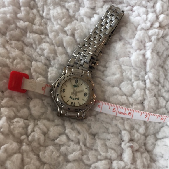 Roots Canada Watch - Picture 4 of 4